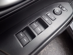 New 2018  Honda CR-V 4d SUV AWD LX at Promax Motors near Davenport, IA