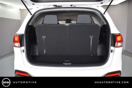 New 2018  Kia Sorento 4d SUV AWD LX at Promax Motors near Davenport, IA