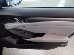 New 2018  Honda Accord Sedan 4d LX 1&period;5L at Promax Motors near Davenport&comma; IA