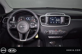New 2018  Kia Sorento 4d SUV FWD LX at Promax Motors near Davenport, IA