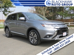 New 2019  Mitsubishi Outlander 4d SUV FWD SE at Promax Motors near Davenport, IA