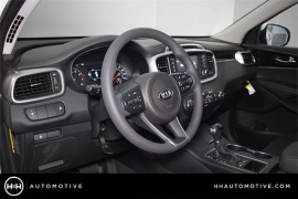 New 2018  Kia Sorento 4d SUV AWD LX at Promax Motors near Davenport, IA