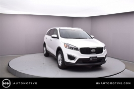 New 2018  Kia Sorento 4d SUV AWD LX at Promax Motors near Davenport, IA