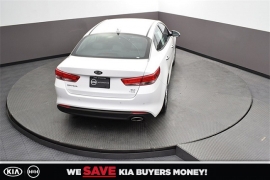 New 2018  Kia Optima 4d Sedan EX at Promax Motors near Davenport, IA