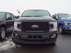 New 2019  Ford F-150 4WD SuperCrew XL 5 1/2 at Promax Motors near Davenport, IA