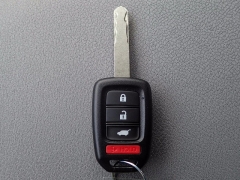 New 2018  Honda CR-V 4d SUV AWD LX at Promax Motors near Davenport, IA