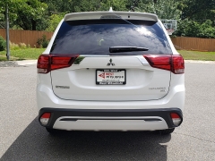 New 2019  Mitsubishi Outlander 4d SUV FWD SEL at Promax Motors near Davenport, IA