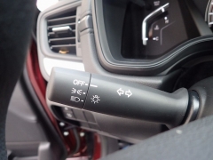 New 2018  Honda CR-V 4d SUV AWD LX at Promax Motors near Davenport, IA