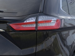 New 2020  Ford Edge 4d SUV AWD Titanium at Promax Motors near Davenport, IA