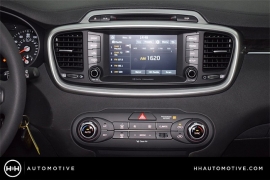 New 2018  Kia Sorento 4d SUV AWD LX at Promax Motors near Davenport, IA