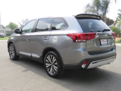 New 2019 Mitsubishi Outlander 4d SUV FWD SE at Blackhawk Used Cars near Bettendorf, IA