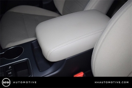 New 2018  Kia Sorento 4d SUV AWD LX at Promax Motors near Davenport, IA