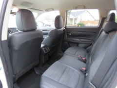 New 2019  Mitsubishi Outlander 4d SUV FWD SE at Promax Motors near Davenport, IA