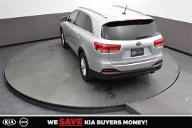 New 2018  Kia Sorento 4d SUV AWD LX V6 at Promax Motors near Davenport, IA