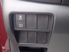 New 2018  Honda CR-V 4d SUV AWD LX at Promax Motors near Davenport, IA