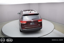 New 2018  Kia Sorento 4d SUV AWD LX at Promax Motors near Davenport, IA