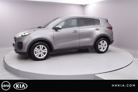 New 2018  Kia Sportage 4d SUV FWD LX at Promax Motors near Davenport, IA