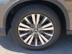 New 2019  Mitsubishi Outlander 4d SUV FWD SEL at Promax Motors near Davenport, IA