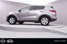 New 2018  Kia Sportage 4d SUV FWD LX at Promax Motors near Davenport, IA