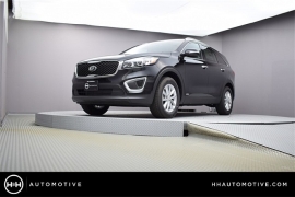 New 2018  Kia Sorento 4d SUV AWD LX at Promax Motors near Davenport, IA
