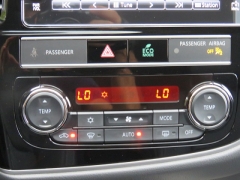 New 2019  Mitsubishi Outlander 4d SUV FWD SE at Promax Motors near Davenport, IA