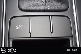 New 2018  Kia Sorento 4d SUV FWD LX V6 at Promax Motors near Davenport, IA