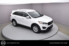 New 2018  Kia Sorento 4d SUV AWD LX at Promax Motors near Davenport, IA