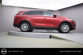 New 2018  Kia Sorento 4d SUV FWD LX at Promax Motors near Davenport, IA