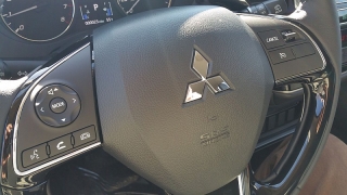 New 2019  Mitsubishi Outlander 4d SUV FWD SE at Promax Motors near Davenport, IA