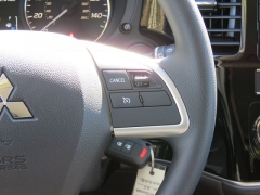 New 2019  Mitsubishi Outlander 4d SUV FWD ES at Promax Motors near Davenport, IA