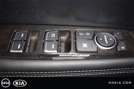 New 2018  Kia Sorento 4d SUV FWD LX at Promax Motors near Davenport, IA