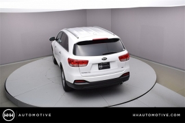 New 2018  Kia Sorento 4d SUV AWD LX at Promax Motors near Davenport, IA