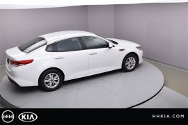 New 2018  Kia Optima 4d Sedan LX at Promax Motors near Davenport, IA