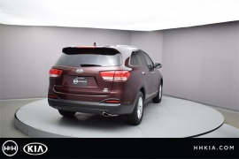 New 2018  Kia Sorento 4d SUV AWD LX at Promax Motors near Davenport, IA