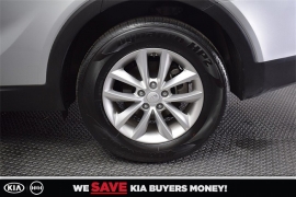 New 2018  Kia Sorento 4d SUV AWD LX V6 at Promax Motors near Davenport, IA