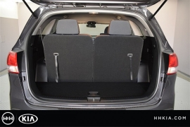 New 2018  Kia Sorento 4d SUV FWD LX V6 at Promax Motors near Davenport, IA