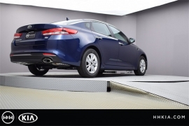 New 2018  Kia Optima 4d Sedan LX at Promax Motors near Davenport, IA