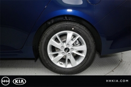 New 2018  Kia Optima 4d Sedan LX at Promax Motors near Davenport, IA