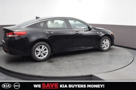 New 2018  Kia Optima 4d Sedan LX at Promax Motors near Davenport, IA