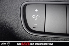 New 2018  Kia Sorento 4d SUV FWD LX at Promax Motors near Davenport, IA