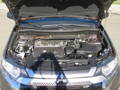 New 2019  Mitsubishi Outlander 4d SUV FWD ES at Promax Motors near Davenport, IA