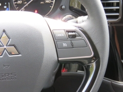 New 2019  Mitsubishi Outlander 4d SUV FWD SE at Promax Motors near Davenport, IA