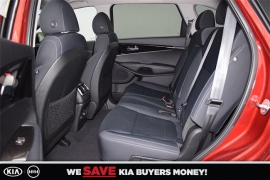 New 2018  Kia Sorento 4d SUV FWD LX at Promax Motors near Davenport, IA