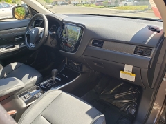 New 2019  Mitsubishi Outlander 4d SUV FWD SEL at Promax Motors near Davenport, IA