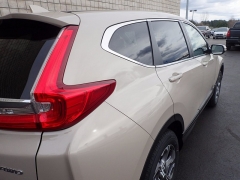 New 2018  Honda CR-V 4d SUV AWD EX-L at Promax Motors near Davenport, IA