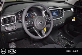 New 2018  Kia Sorento 4d SUV FWD LX at Promax Motors near Davenport, IA