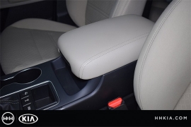 New 2018  Kia Sorento 4d SUV AWD LX at Promax Motors near Davenport, IA