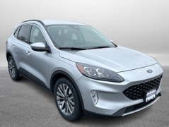 Used 2020  Ford Escape 4d SUV AWD Titanium at Promax Motors near Davenport, IA