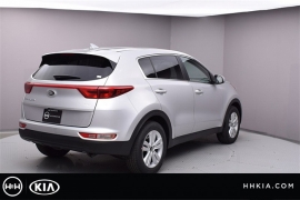 New 2018  Kia Sportage 4d SUV FWD LX at Promax Motors near Davenport, IA