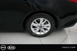 New 2018  Kia Optima 4d Sedan LX at Promax Motors near Davenport, IA